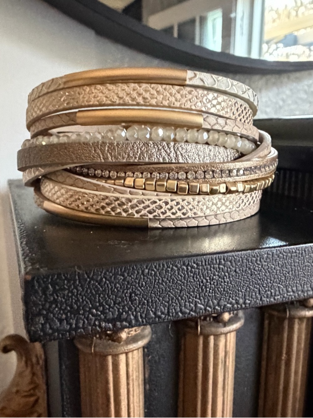 SAACHI Multi Wrap Magnetic Clasp Bracelet